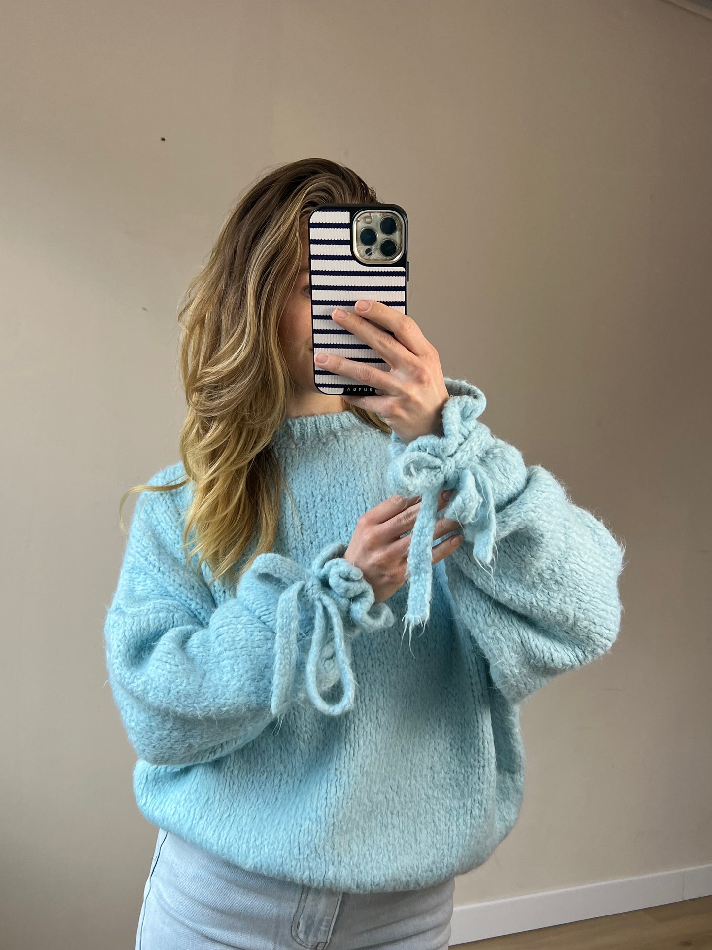 Bow Comfy Knit Blue