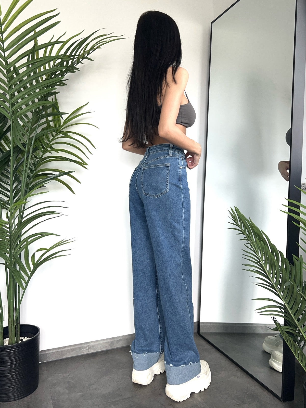 Turned Wide Jeans