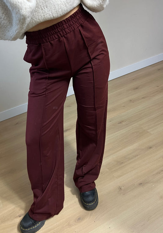 The Best Jogger Bordeaux