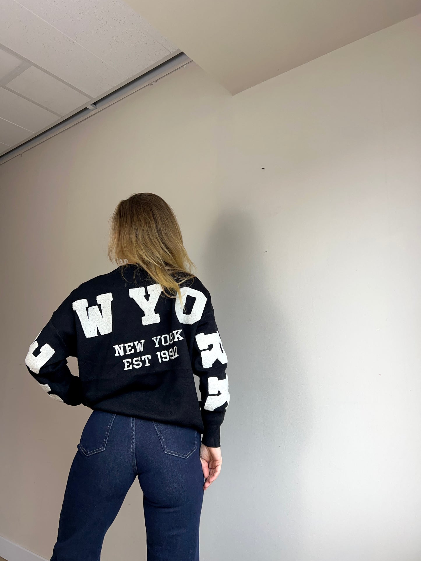 New York Sweater Black