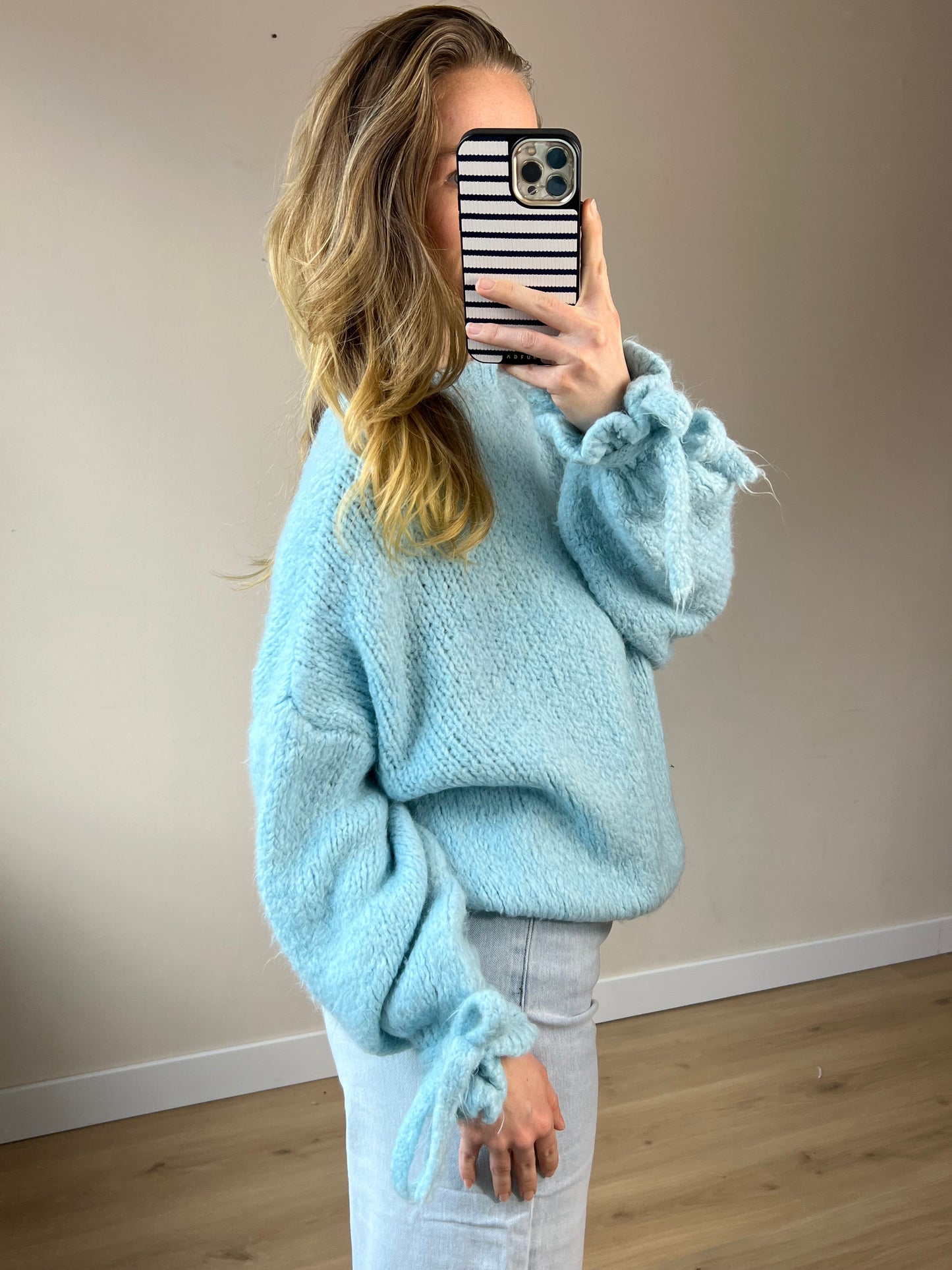 Bow Comfy Knit Blue