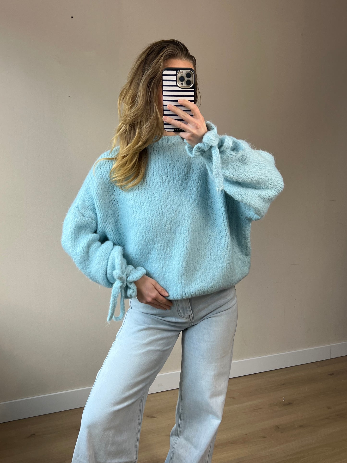 Bow Comfy Knit Blue