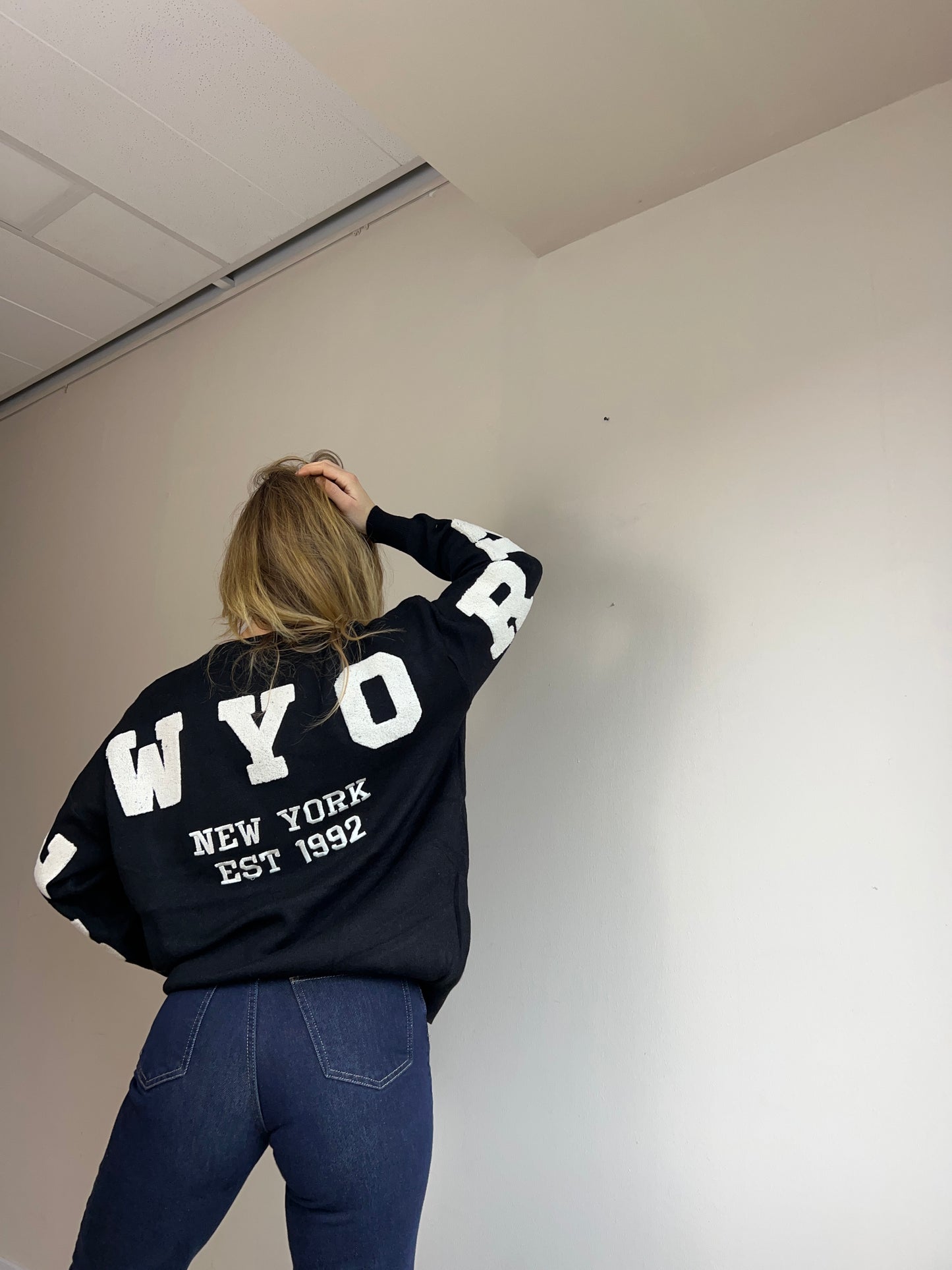 New York Sweater Black